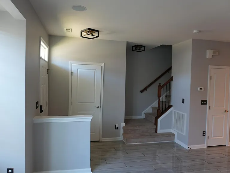 1645 Fleetwood Dr — Photo 24