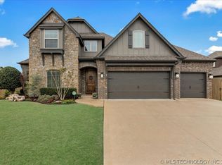 14484 S Lakewood Ave, Bixby, OK 74008