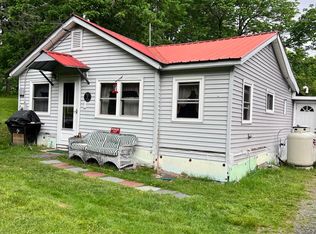 127 Wellington Rd, Parkman, ME 04443