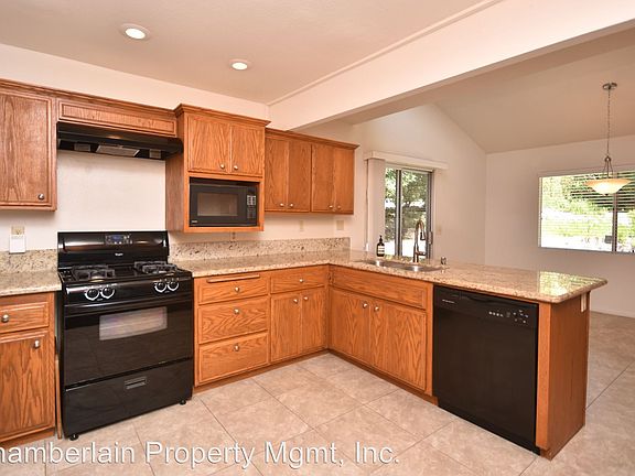 4th image of 4522 Beverly Glen Dr