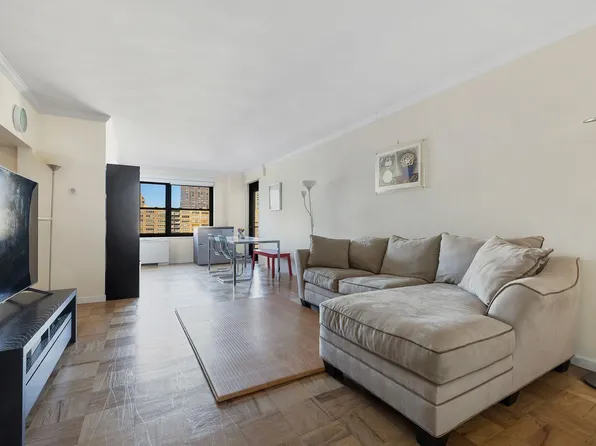 160 West End Avenue image 1 of 5