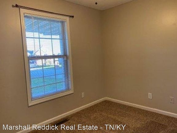 4th image of 3255 Veranda Cir
