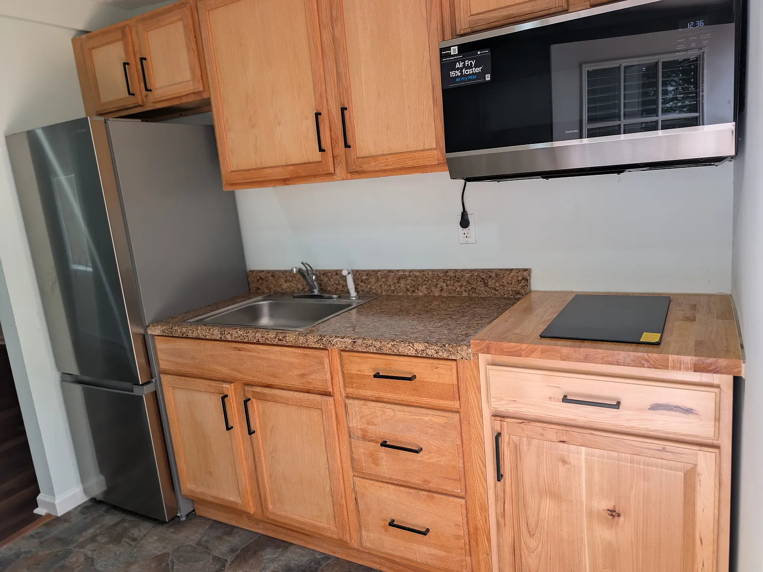 1 bed, 780 sqft, $1,350 — Photo 3