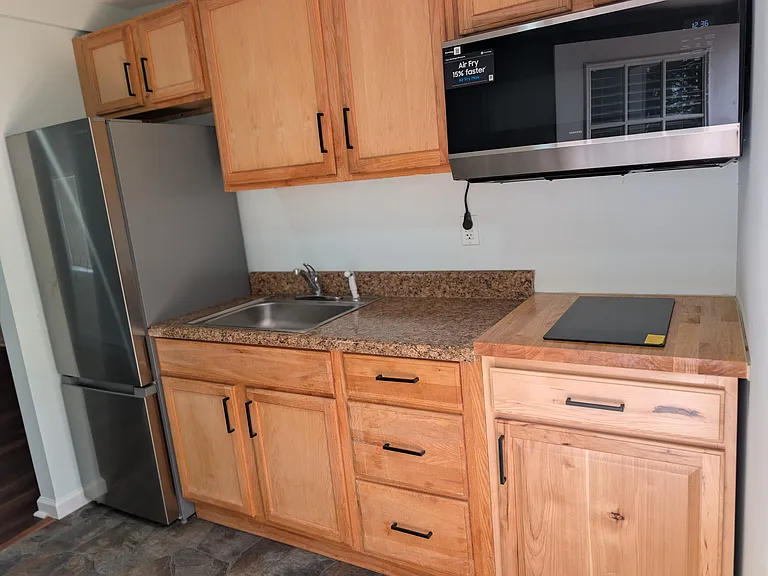 2105 Clarke St — Photo 1