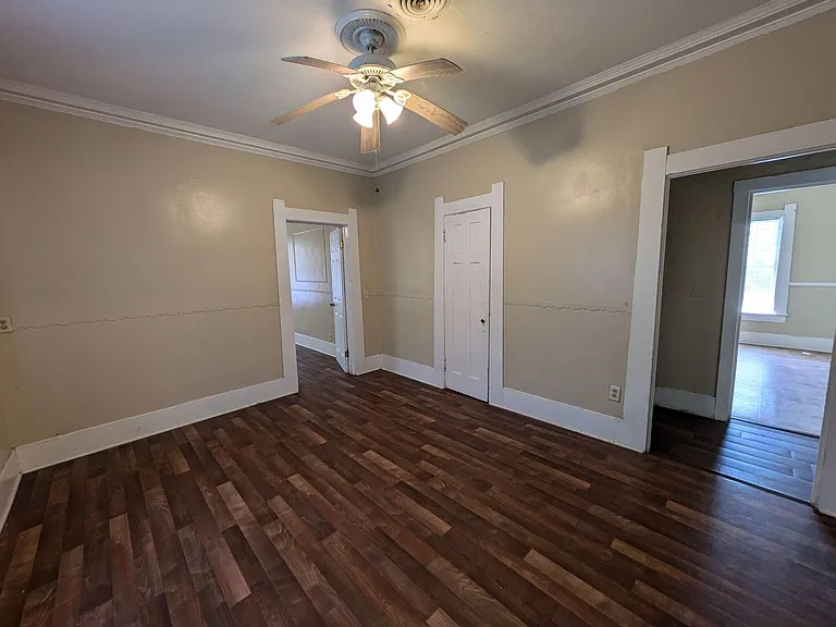 2229 Procter St — Photo 4