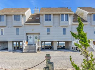 389 Bay Shore Dr APT 4, Barnegat, NJ 08005
