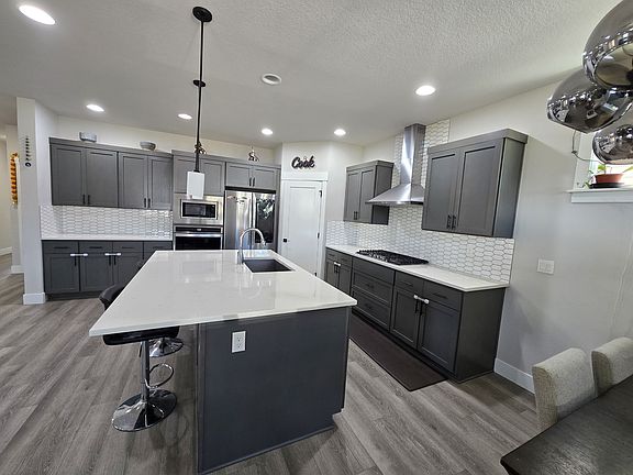 5th image of 4012 SE 78th Ave