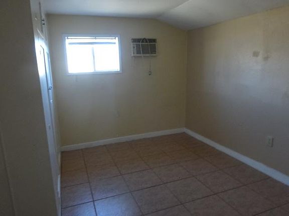 5th image of 356 E Main St