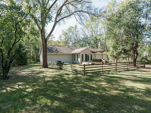 3rd image of 4306 S Indian Lake Dr