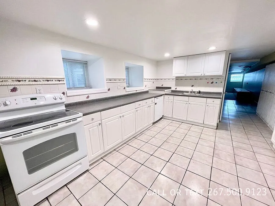 Large 4BR/3BA unit close University of Pennsylvania. Available Now. — Photo 2