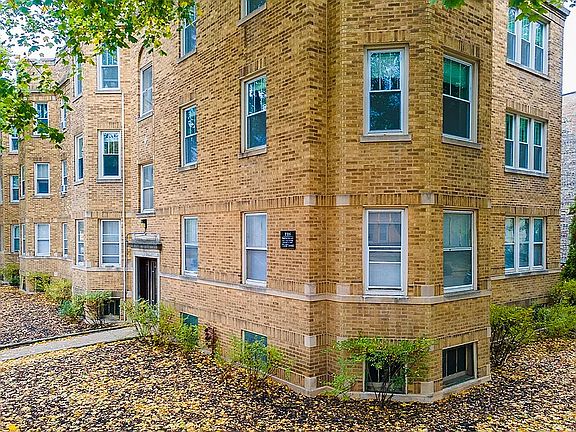 4th image of 3701 N Hoyne Ave #M00r
