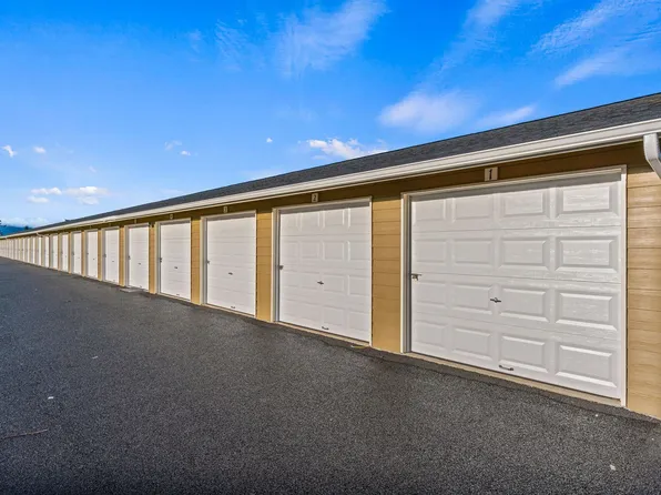 Easy Living Starts Here Trotter Downs Apartments