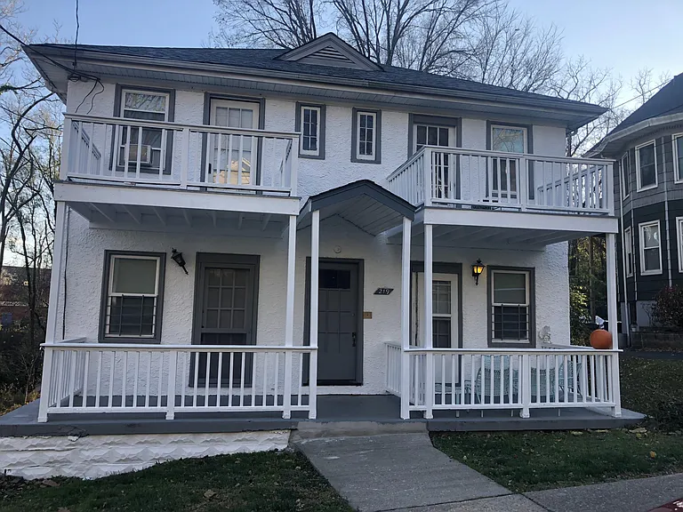 219 Gilman Ave — Photo 8