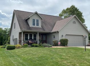 961 Beechwood Dr, Ashland, OH 44805