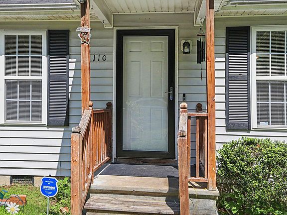 4th image of 2110 Dallas St