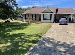 16 Cemetery Dr, Jasper, AL 35504