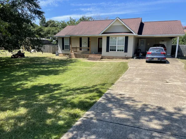 16 Cemetery Dr, Jasper, AL 35504