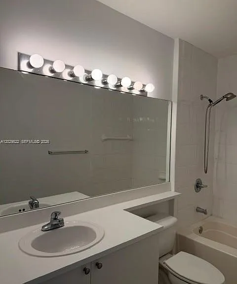 7980 N Nob Hill Rd #207 — Photo 17