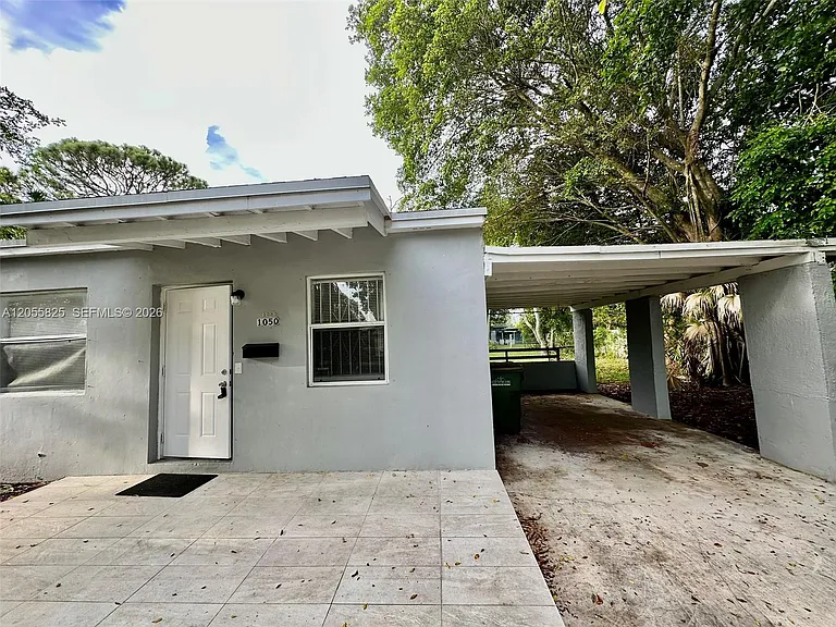 1050 NW 127th St — Photo 4
