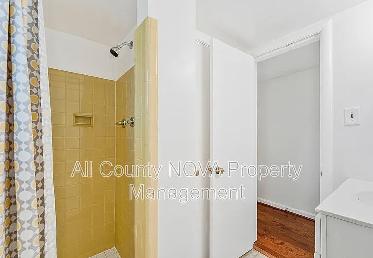 3160 Ravenwood Dr — Photo 28