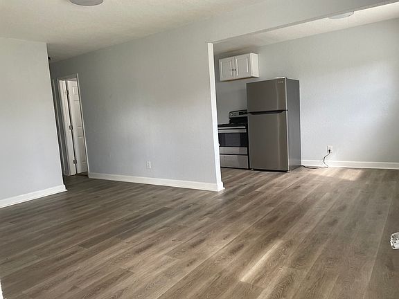 2nd image of 2500 Leo St APT 3