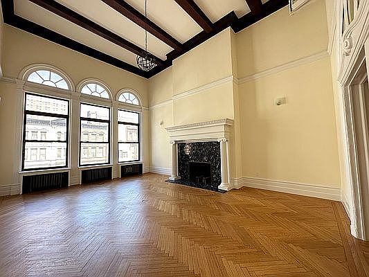 1st image of 148 W 72nd St #4F