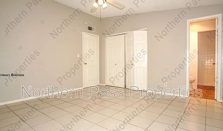 244 Mardi Gras Dr — Photo 21