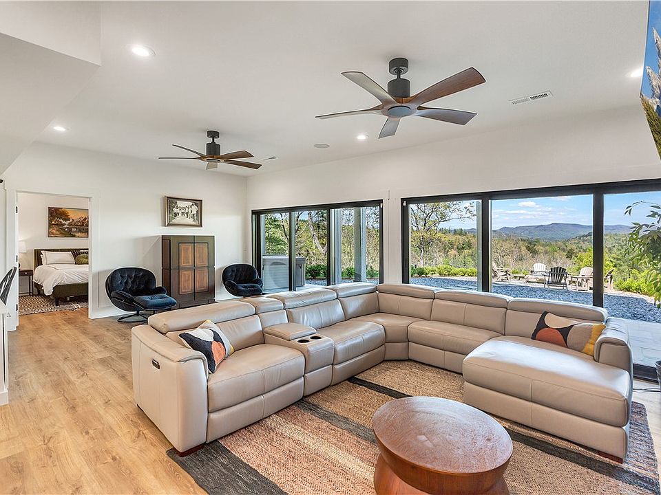 31st image of 231 Keowee Turtlehead Rd