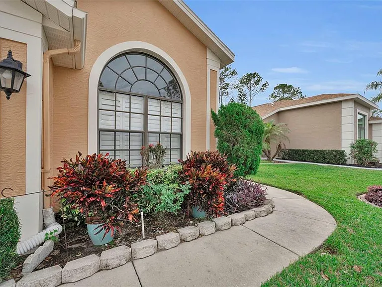 9630 Green Needle Dr — Photo 2