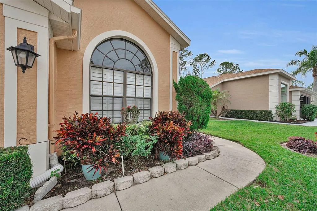 Building Photo - 9630 Green Needle Dr