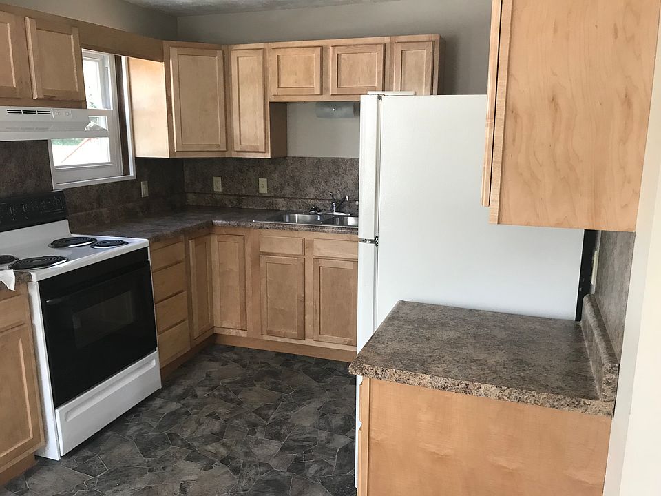 1st image of 131 Mansfield Ave