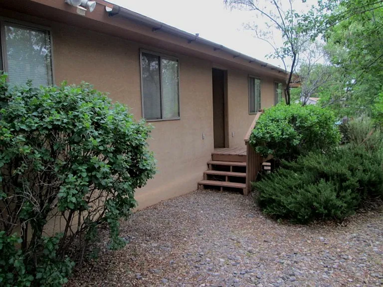 1507 Georgia St — Photo 1