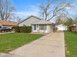8075 William St, Taylor, MI 48180