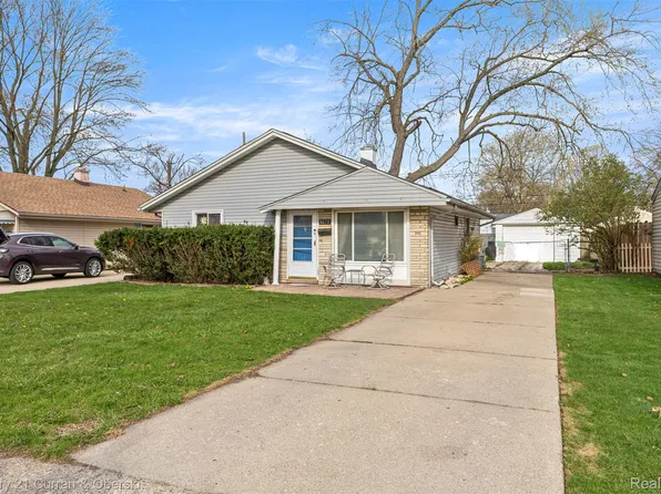 8075 William St, Taylor, MI 48180