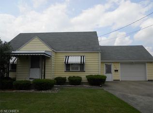 245 Harvey St, Struthers, OH