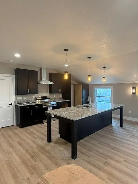 9 River Rd #2