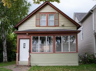 904 Jessamine Ave E, Saint Paul, MN 55106