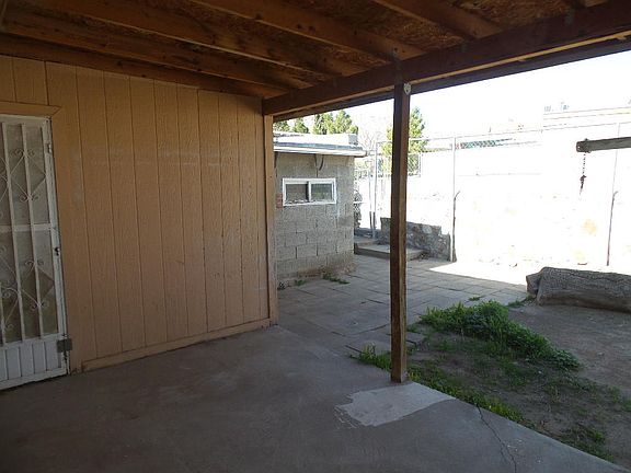 3rd image of 3019 Richmond Ave