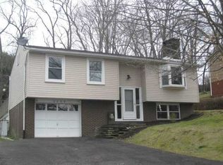 2225 George St, North Huntingdon, PA 15642
