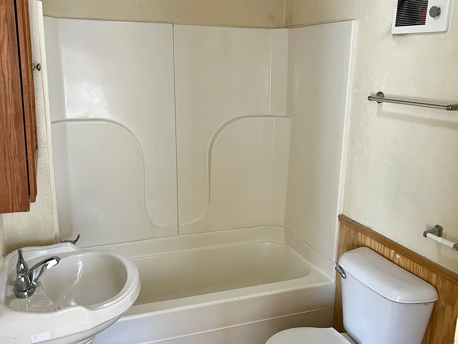 1 bed, 650 sqft, $750 — Photo 4