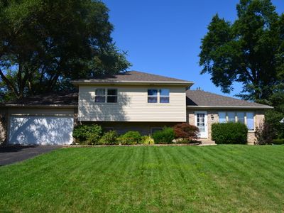 1N110 Purnell St, Carol Stream, IL, 60188
