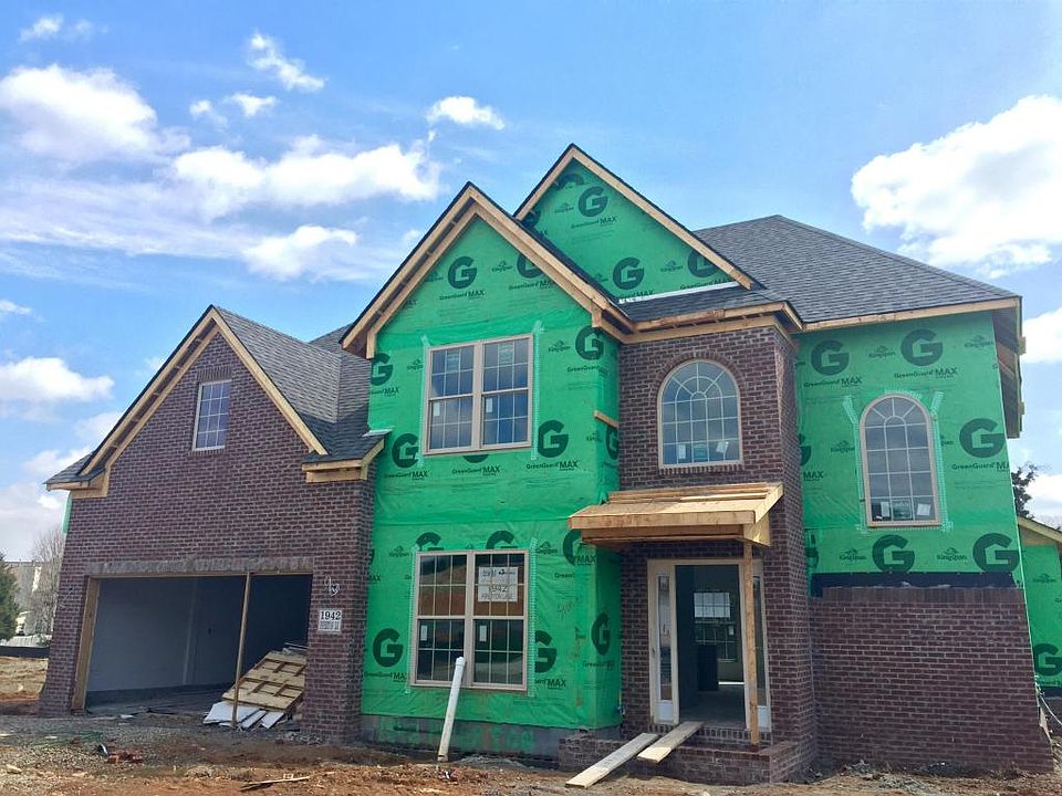 2nd image of 1942 Piperton Ln