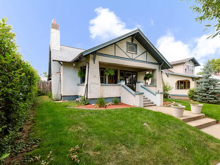 1217 West Blvd — Photo 4