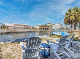 1429 Arkansas St APT 3, Navarre, FL 32566