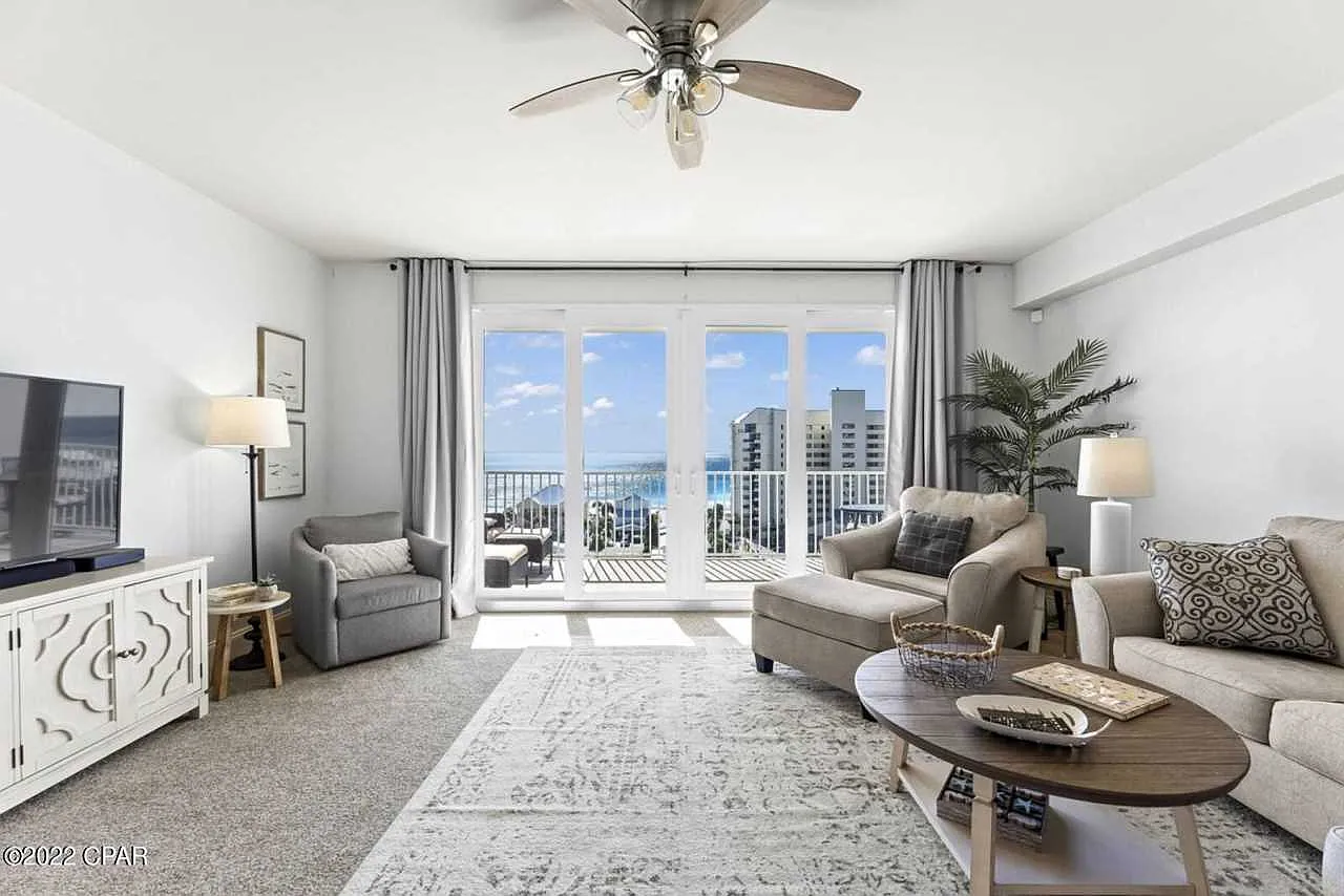 1 bed, 1047 sqft, $2,400 — Photo 3