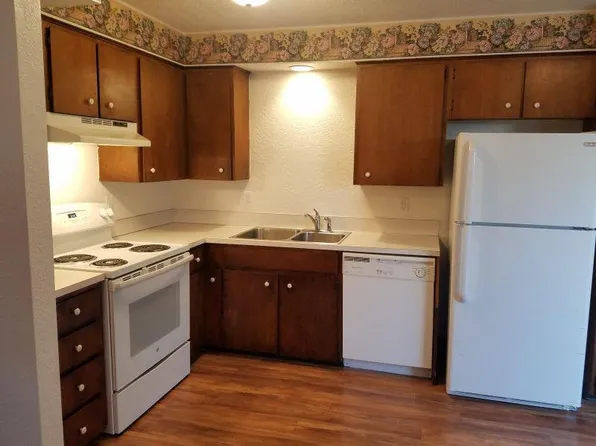 1131 Applegate St #G06, Philomath, OR 97370