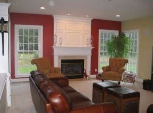 543 Morgan Dr, Mickleton, NJ 08056