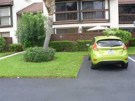 2nd image of 3206 S Lakeview Cir APT 102