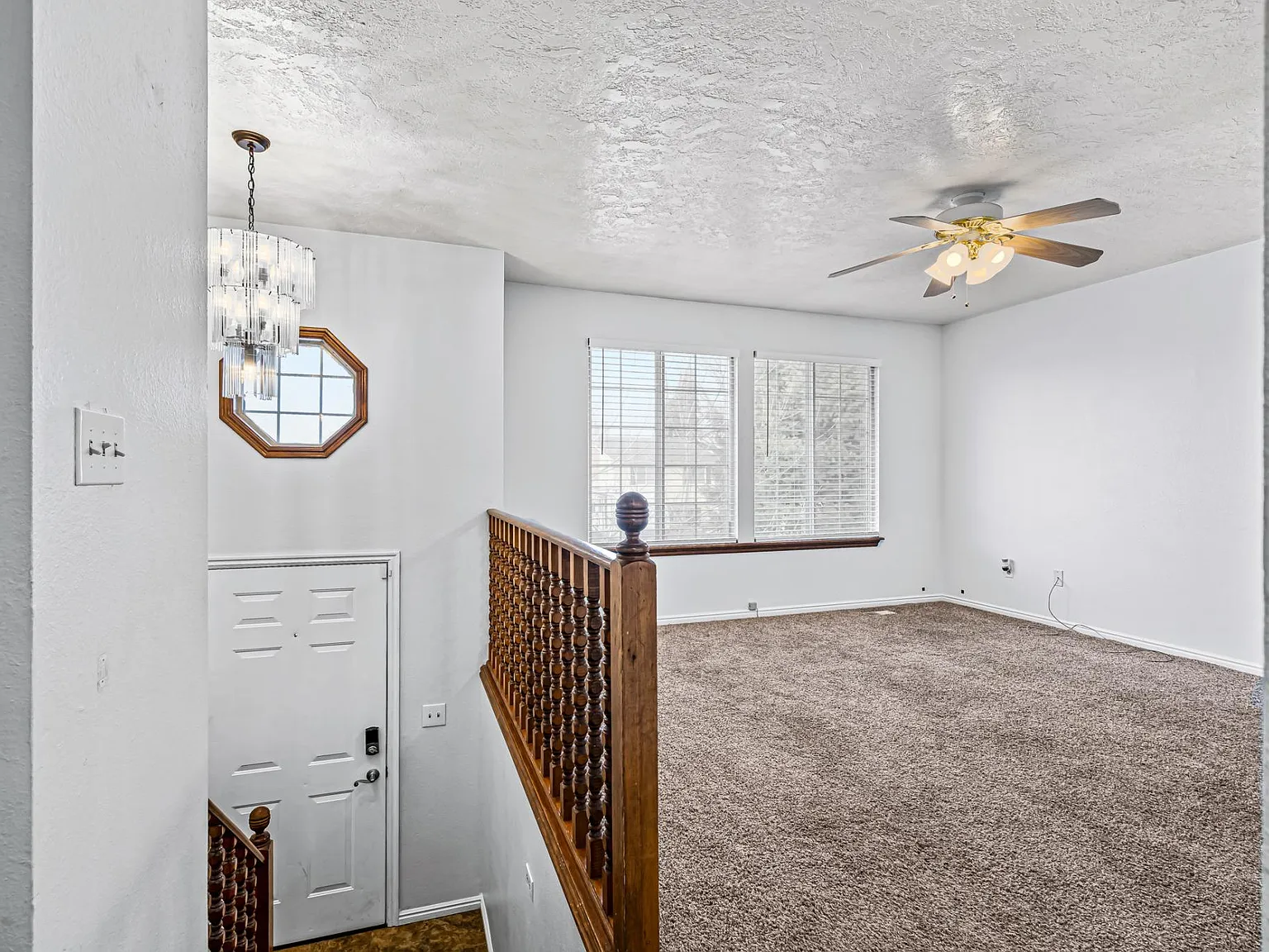 4 bed, 1690 sqft, $1,949 — Photo 3