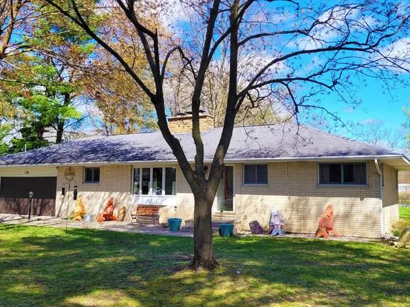 170 S Webster St, White Cloud, MI 49349